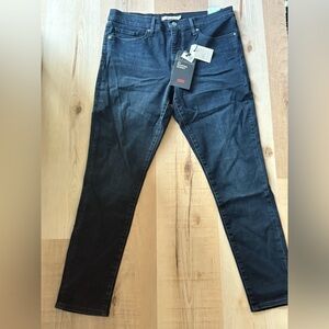 Levi's 311 Dark Wash Skinny Jeans women size 31